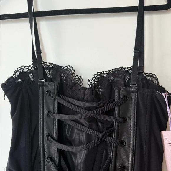 NWT SAVAGE FENTY RENAISSANCE ROSE CORSET DRESS - Picture 11 of 14